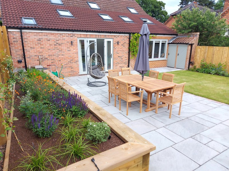 Contemporary Country Garden West Leake