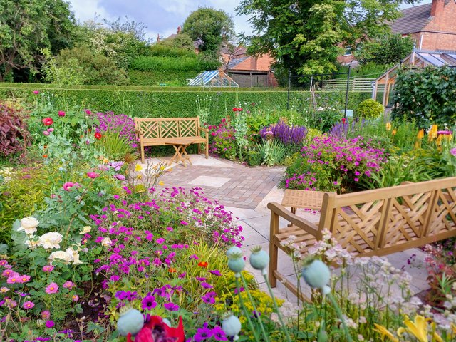 Cottage Garden Style Planting